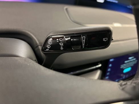 Used 2025 Lincoln Navigator Reserve w/ Jet Appearance Package image 22