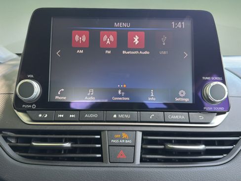 Certified 2025 Nissan Altima 2.5 S FWD image 21