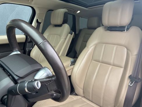 Used 2019 Land Rover Range Rover Sport HSE AWD/4WD image 16