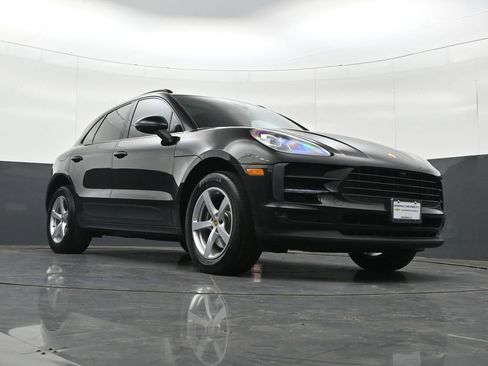 Used 2019 Porsche Macan AWD/4WD image 39