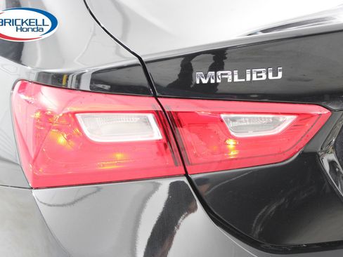 Used 2024 Chevrolet Malibu LS FWD image 9