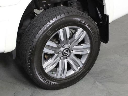 Certified 2024 Nissan Titan Platinum Reserve w/ Moonroof Package AWD/4WD image 13
