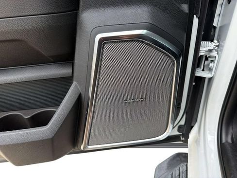 New 2026 RAM 3500 Laramie AWD/4WD image 29