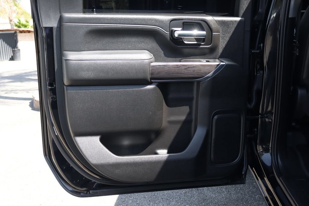 Used 2021 Chevrolet Silverado 2500 LTZ w/ LTZ Plus Package AWD/4WD image 48