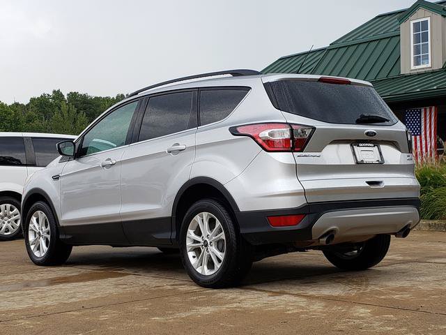 Used 2018 Ford Escape SE AWD/4WD image 3