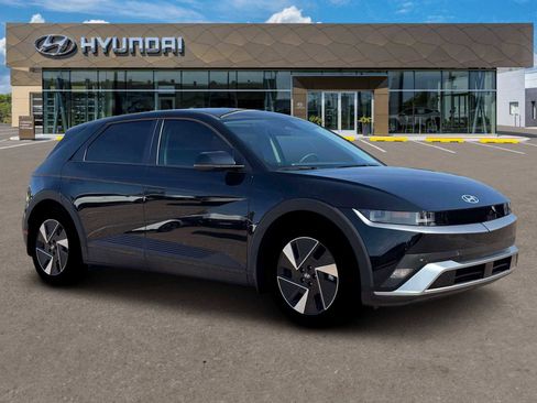 New 2026 Hyundai Ioniq 5 SEL RWD image 10