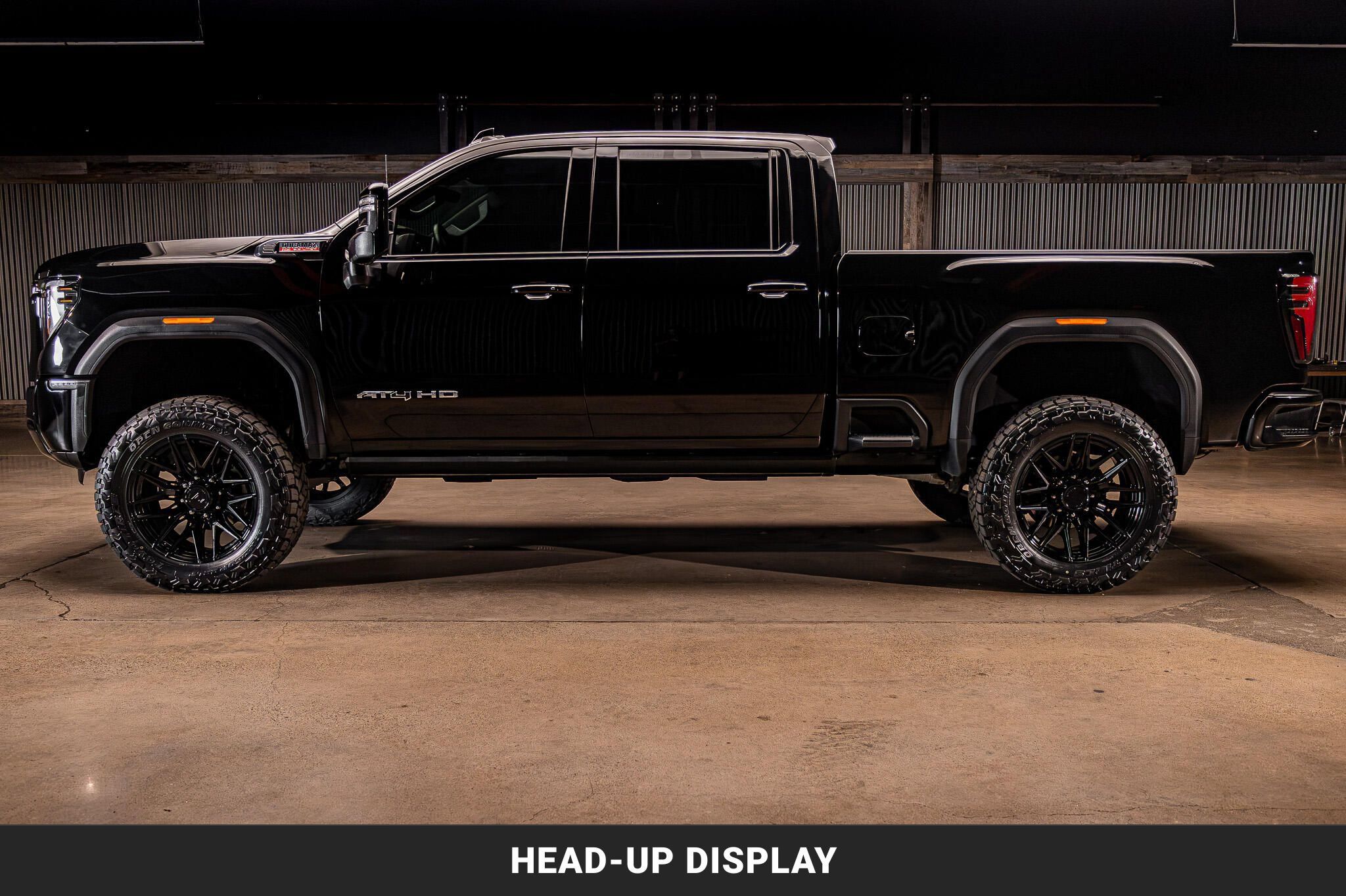 Used 2026 GMC Sierra 2500 AT4 w/ AT4 Premium Plus Package AWD/4WD image 6