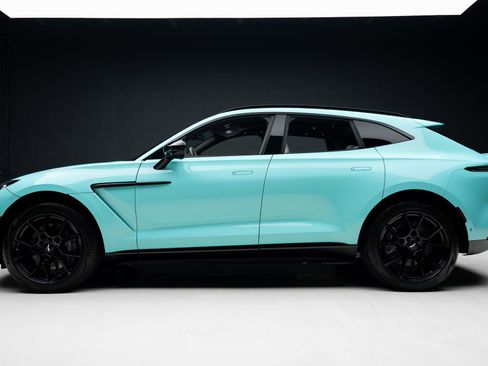Used 2023 Aston Martin DBX AWD/4WD image 17