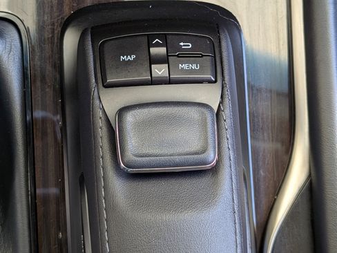 Used 2017 Lexus LX 570 LX 570 w/ Luxury Package image 39