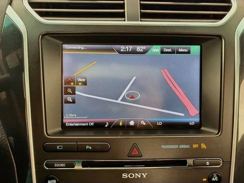 Used 2016 Ford Explorer Limited AWD/4WD image 13