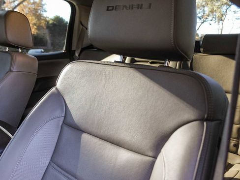 Used 2016 GMC Sierra 3500 Denali w/ Duramax Plus Package image 25