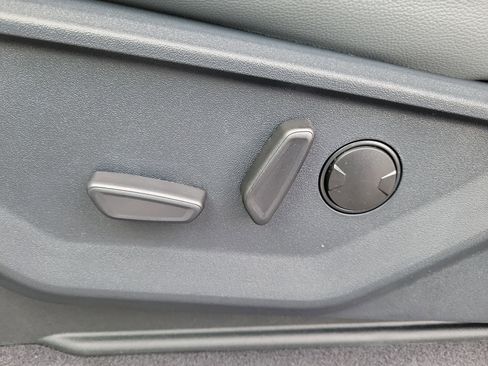 New 2025 Ford F150 Lightning Flash image 20