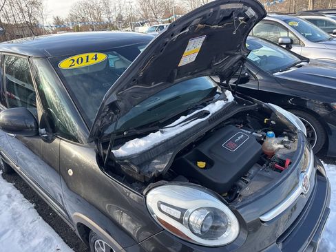 Used 2014 FIAT 500L Trekking w/ Popular Equipment Group image 29