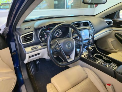 Used 2017 Nissan Maxima 3.5 SV image 9