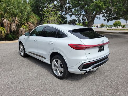 Used 2025 Audi Q5 Premium Plus w/ Premium Plus AWD/4WD image 7