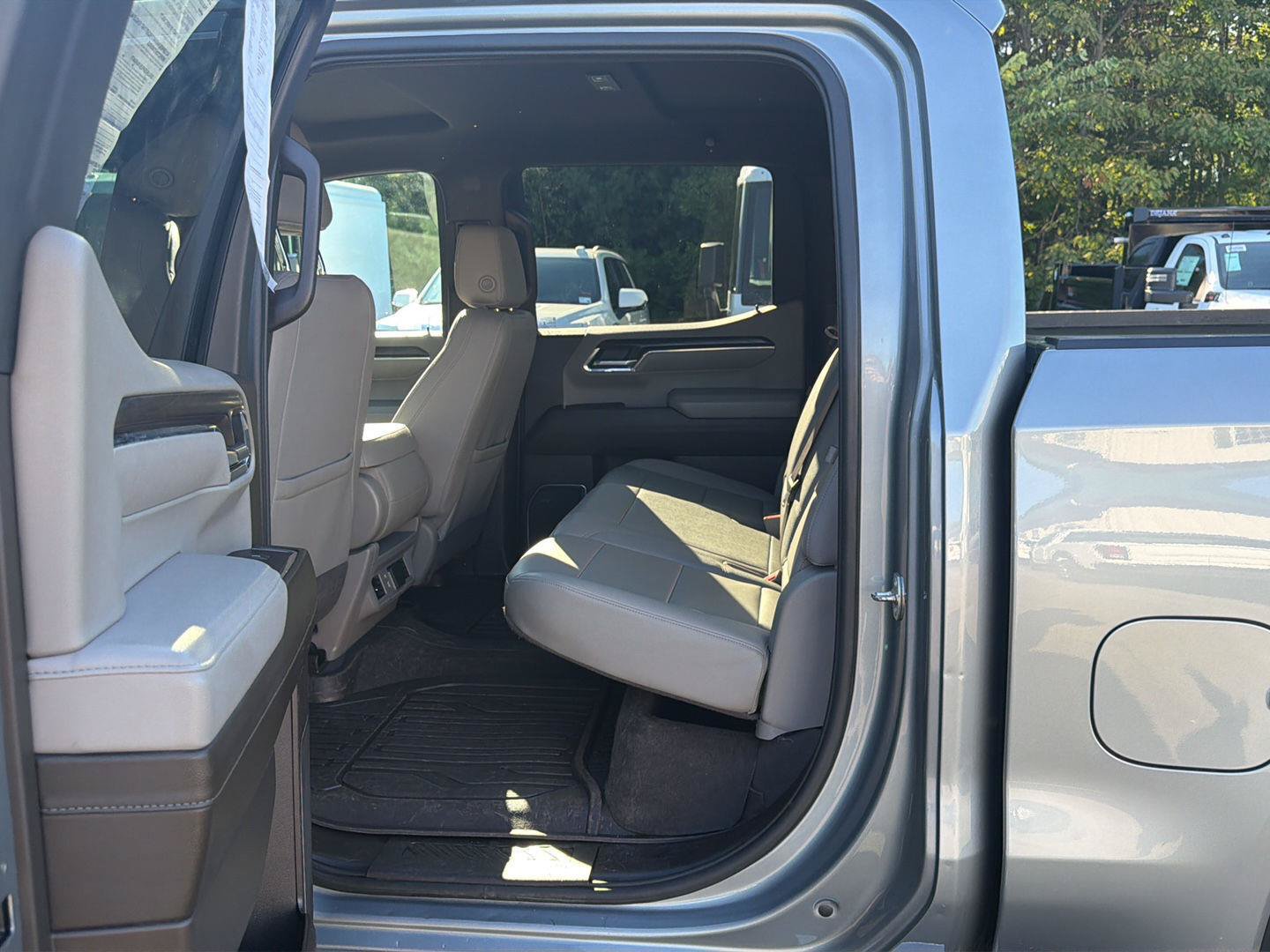 Certified 2024 GMC Sierra 1500 SLT AWD/4WD image 15