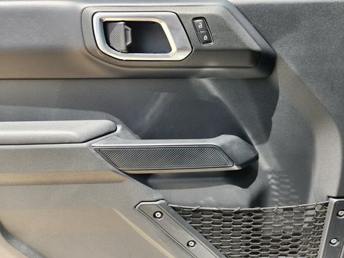 New 2026 Ford Bronco Badlands AWD/4WD image 17