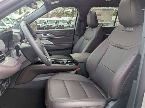 New 2026 Ford Explorer Platinum RWD image 19