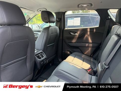 Used 2022 Chevrolet Blazer LT w/ Sound & Technology Package AWD/4WD image 5