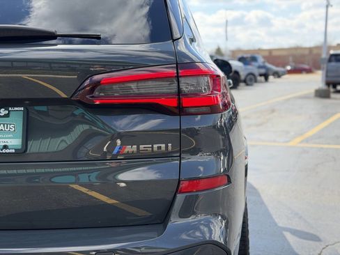 Used 2022 BMW X5 M50i w/ Executive Package image 21