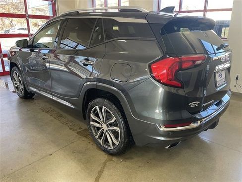 Used 2019 GMC Terrain Denali w/ Driver Alert Package II image 5