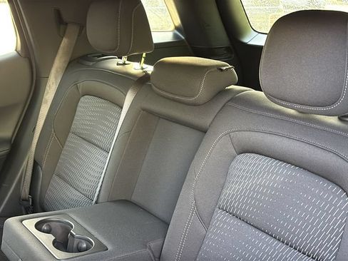Used 2025 Chevrolet Equinox LT AWD/4WD image 28