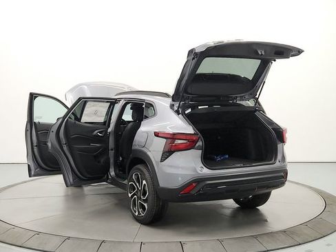 New 2026 Chevrolet Trax RS FWD image 13