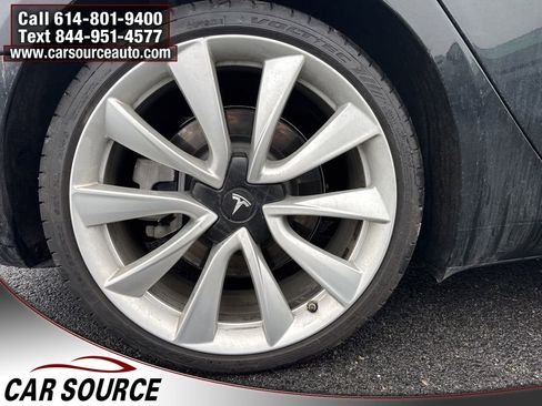 Used 2019 Tesla Model 3 Long Range image 31