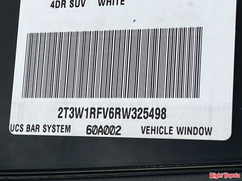 Certified 2024 Toyota RAV4 XLE FWD image 34