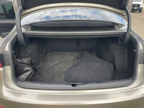 Used 2014 Lexus IS 250 image 10