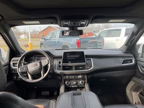 Used 2021 GMC Yukon AT4 w/ AT4 Premium Plus Package image 12