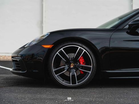 Used 2025 Porsche 718 Boxster S RWD image 2