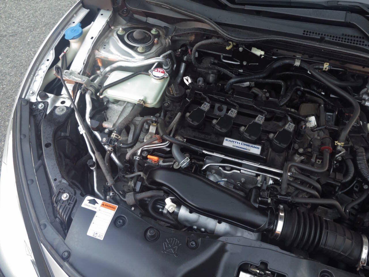Used 2018 Honda Civic Sport image 38