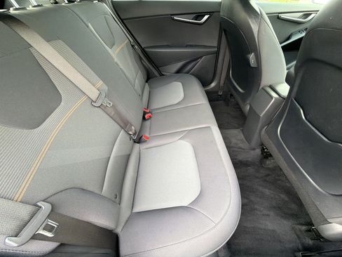 Used 2026 Kia Niro LX FWD image 33