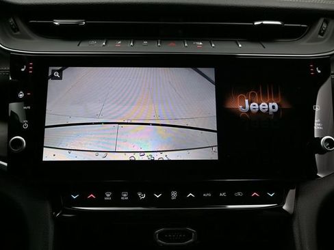 New 2026 Jeep Grand Cherokee Laredo image 39