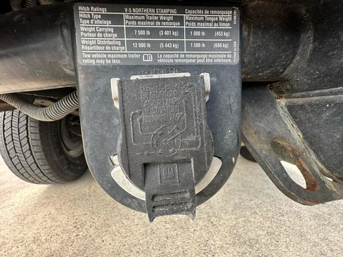 Used 2006 Chevrolet Silverado 2500 LT w/ Onstar Plus Package AWD/4WD image 46