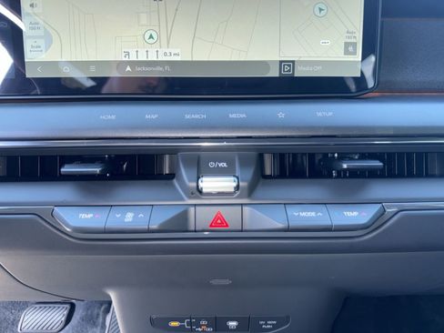 New 2026 Kia EV9 Land w/ Nightfall Edition Package image 15