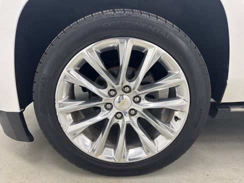 Used 2019 Chevrolet Suburban Premier w/ Premier Plus Edition image 43