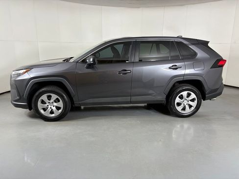 Used 2024 Toyota RAV4 LE FWD image 5