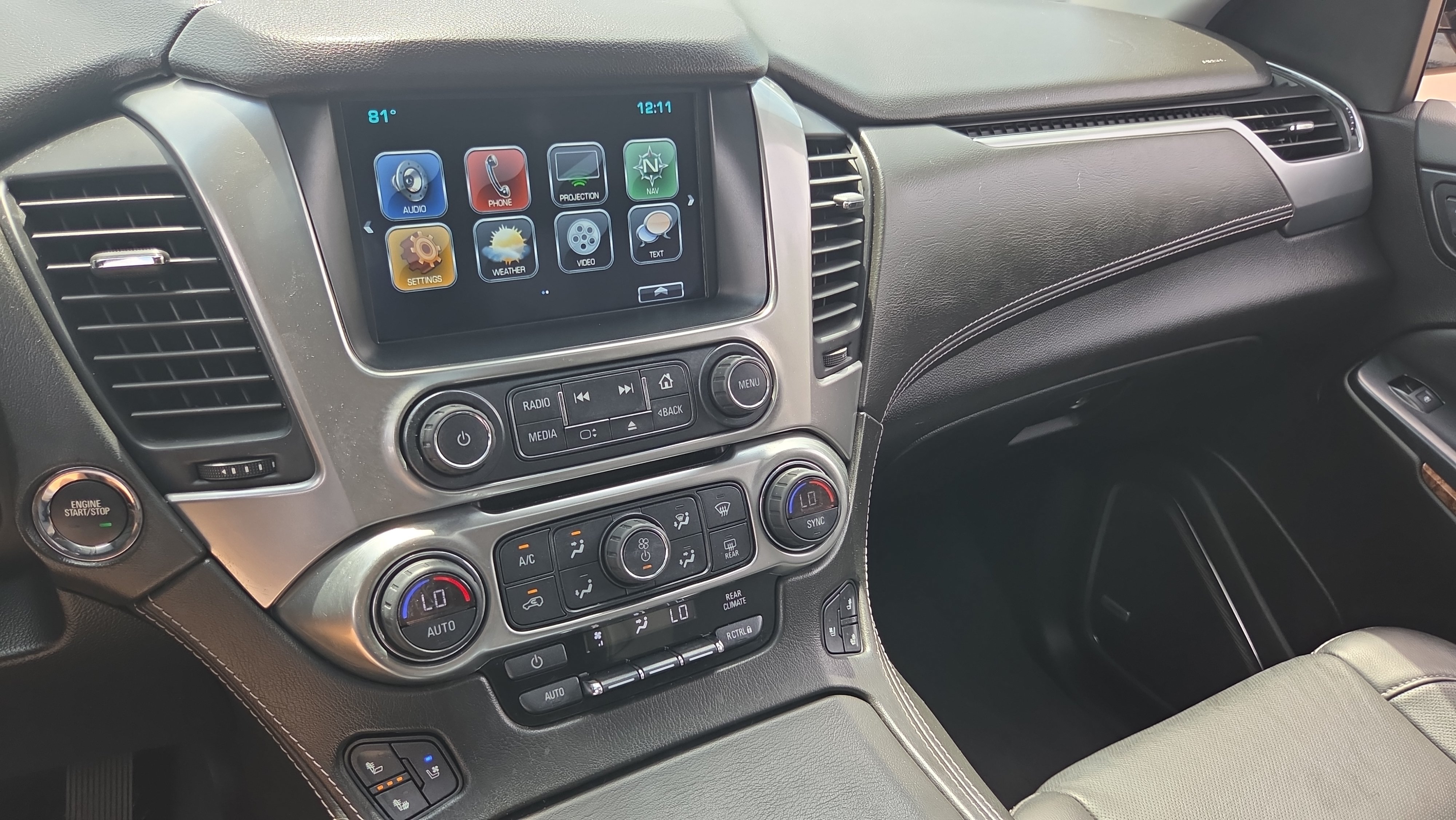 Used 2019 Chevrolet Tahoe Premier AWD/4WD image 39