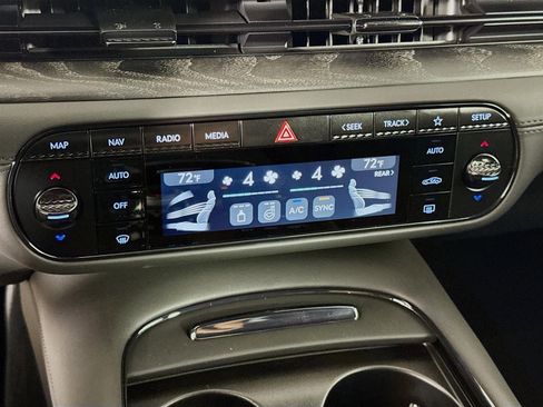 New 2026 Genesis G90 3.5T Prestige AWD/4WD image 18