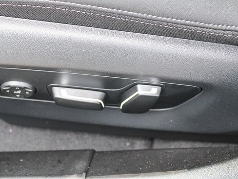 New 2026 BMW i5 eDrive40 w/ Premium Package image 21