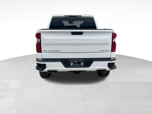 Used 2020 Chevrolet Silverado 1500 Custom w/ Custom Value Package image 6