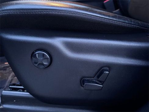 Used 2020 Jeep Grand Cherokee Altitude image 11