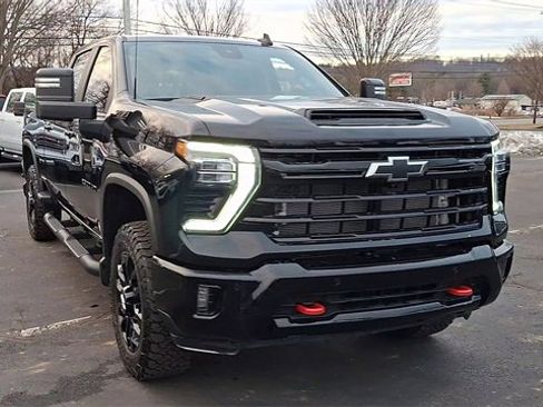 Certified 2025 Chevrolet Silverado 2500 LT w/ Trail Boss Package image 3