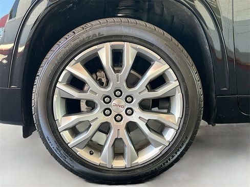 Used 2024 GMC Acadia Denali w/ Super Cruise Package image 34