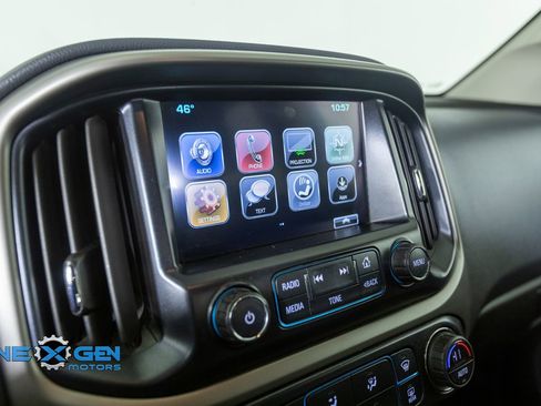 Used 2017 Chevrolet Colorado Z71 AWD/4WD image 18