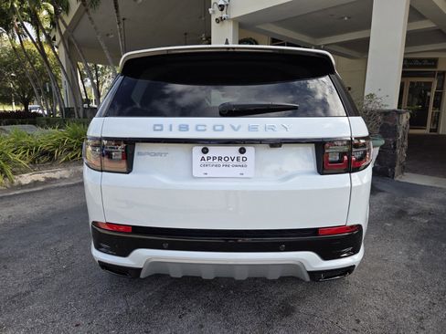 Used 2025 Land Rover Discovery Sport S image 6