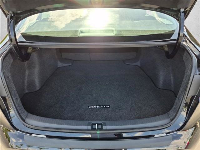 Certified 2026 Toyota Corolla LE w/ Carpet Mat Package (TMS) FWD image 6