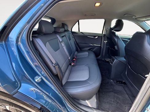 Used 2025 Kia Niro Wind w/ Wind Preserve Package FWD image 11